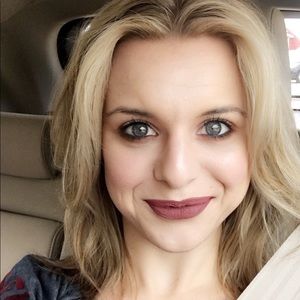 Meet your Posher, Kelsey